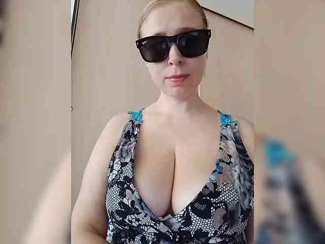 Dashulya666 webcam