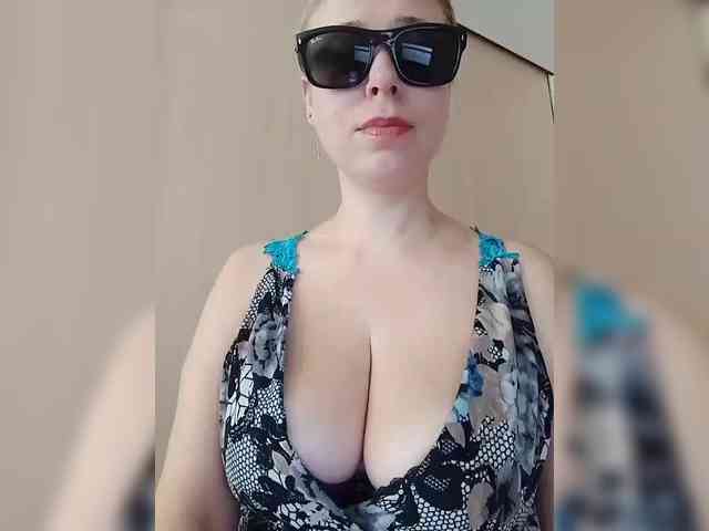 Dashulya666 webcam