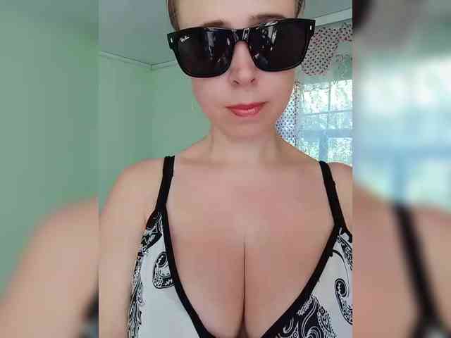 Dashulya666 webcam
