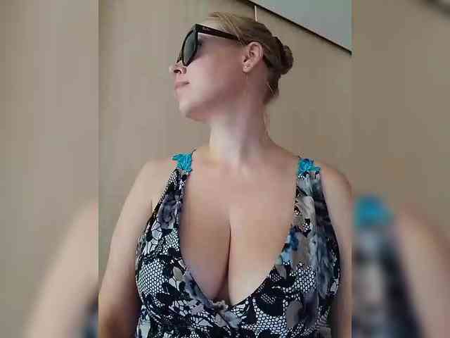 Dashulya666 webcam