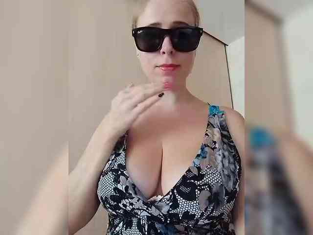 Dashulya666 webcam
