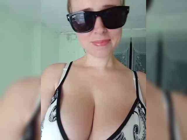 Dashulya666 webcam