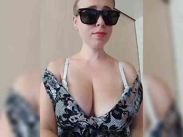 Dashulya666 webcam