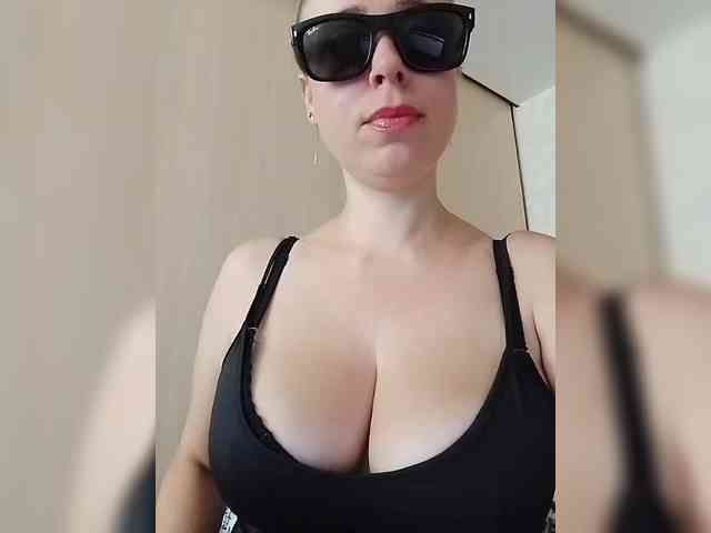 Dashulya666 webcam