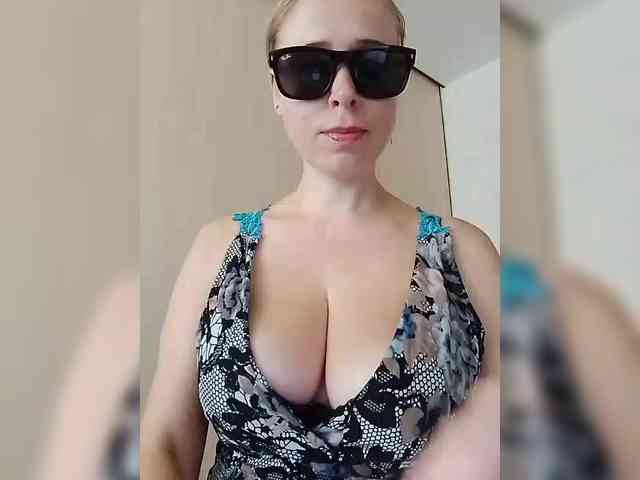Dashulya666 webcam
