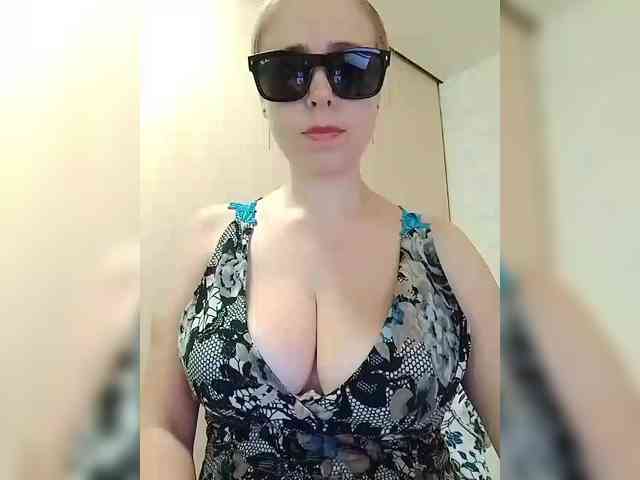 Dashulya666 webcam