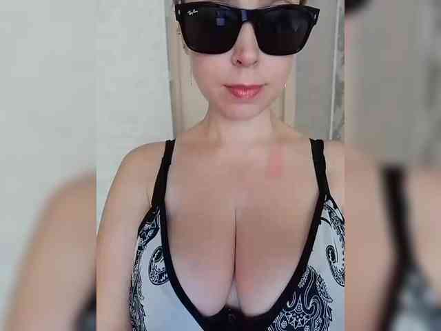 Dashulya666 webcam