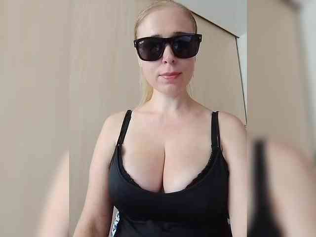 Dashulya666 webcam