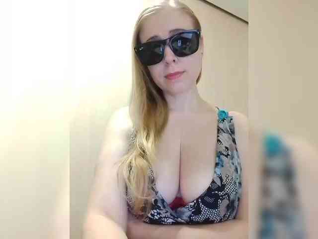 Dashulya666 webcam