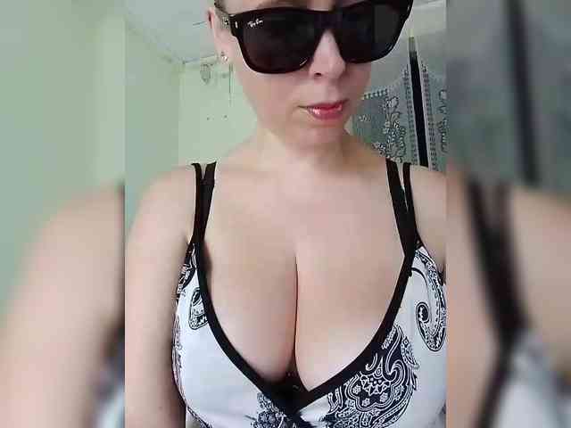 Dashulya666 webcam