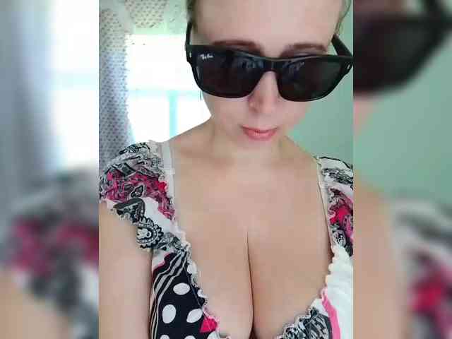 Dashulya666 webcam