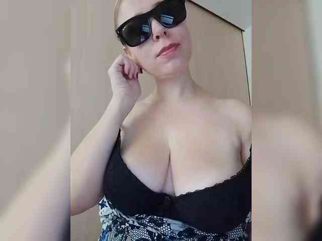 Dashulya666 webcam