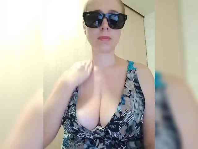 Dashulya666 webcam
