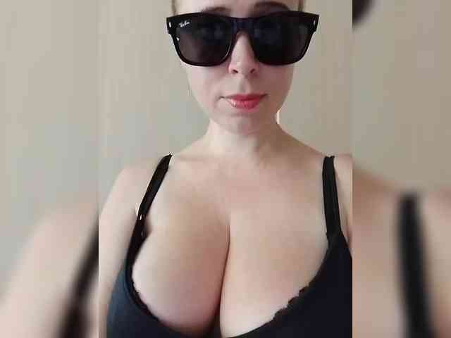Dashulya666 webcam