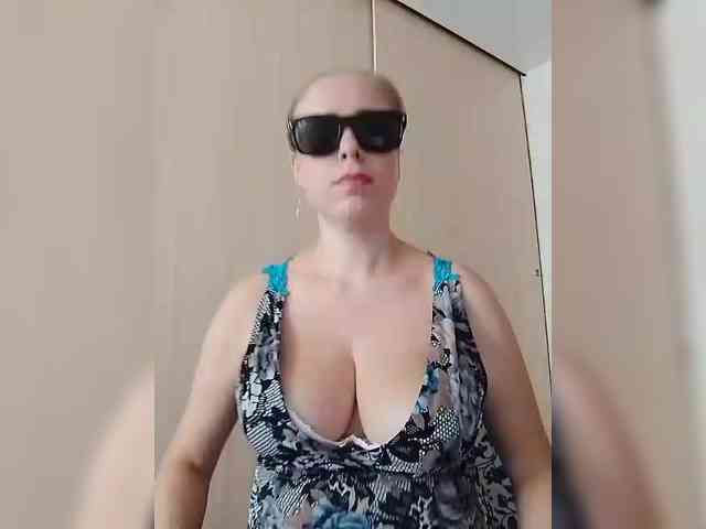 Dashulya666 webcam