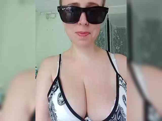 Dashulya666 webcam