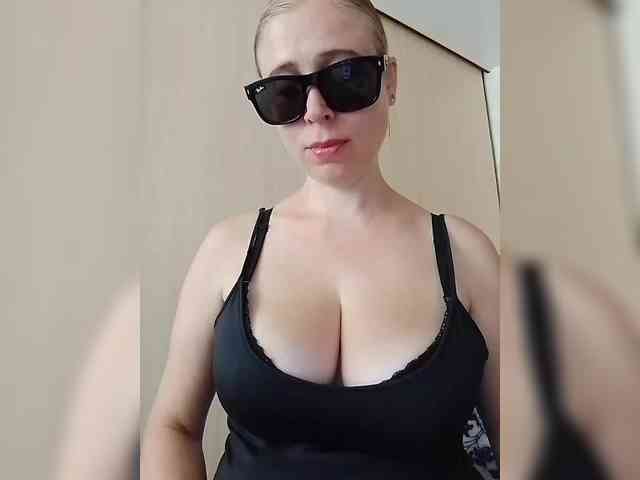 Dashulya666 webcam