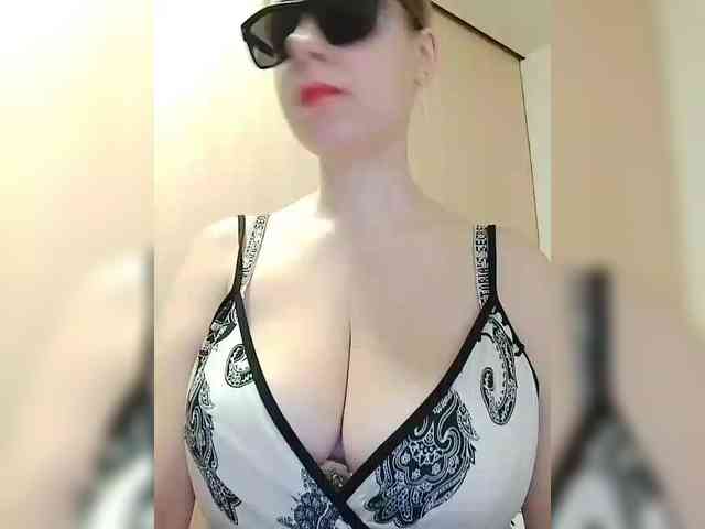 DashaKisa951 Live Webcam on BongaCams