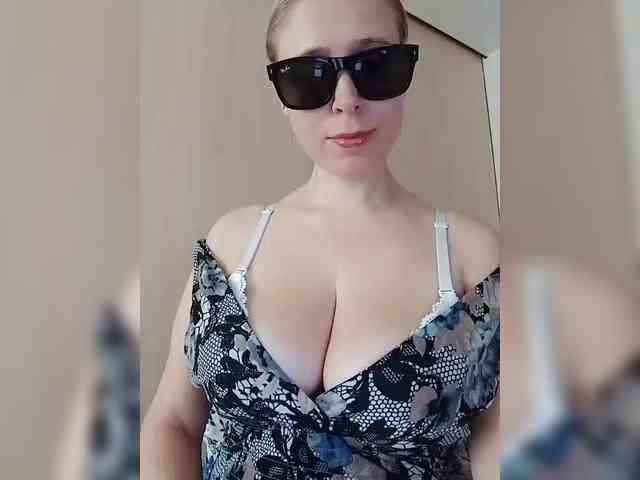 Dashulya666 webcam