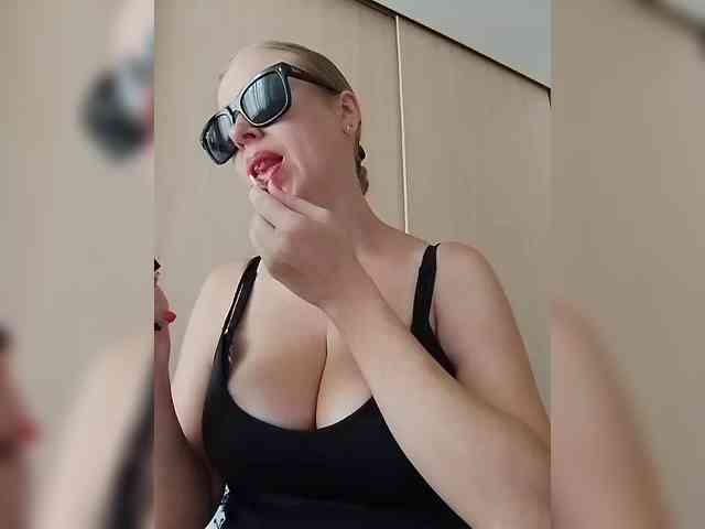 Dashulya666 webcam
