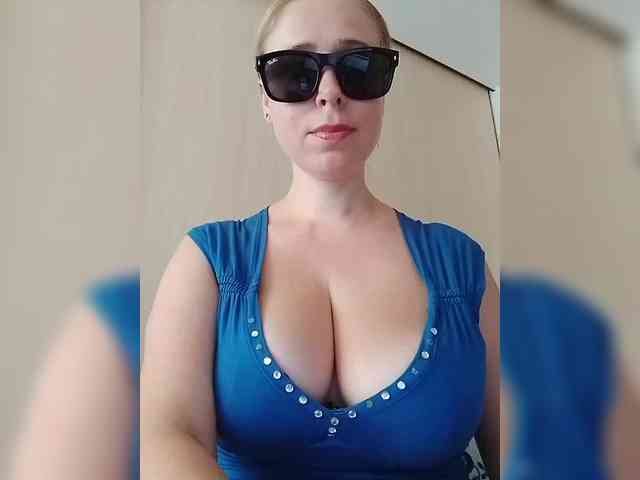 Dashulya666 webcam