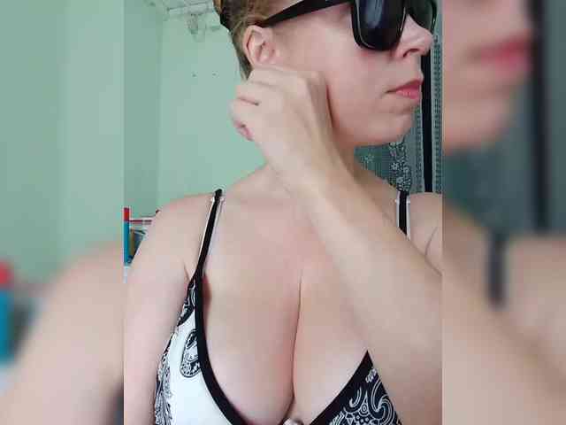 Dashulya666 webcam