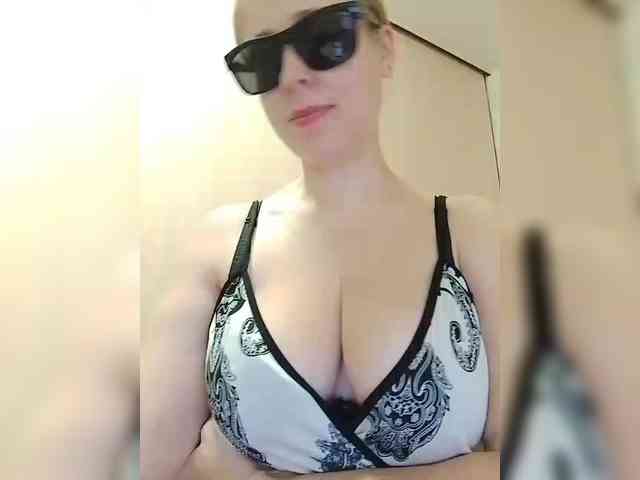 Dashulya666 webcam
