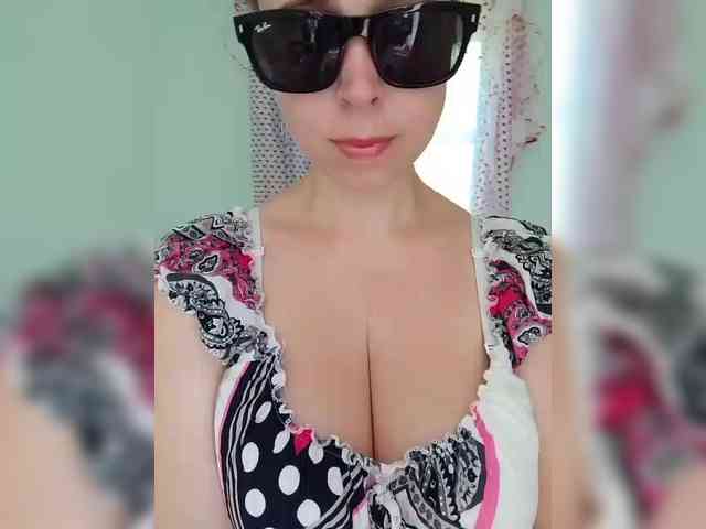 Dashulya666 webcam