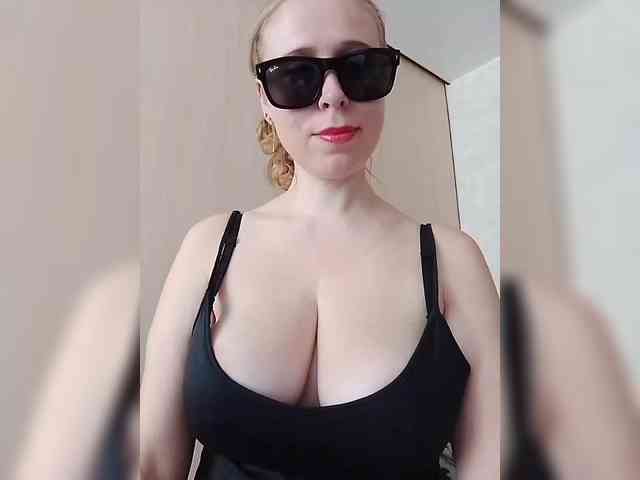 DashaKisa951 Live Webcam on BongaCams