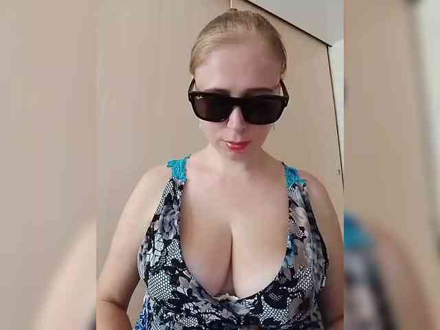 Dashulya666 webcam
