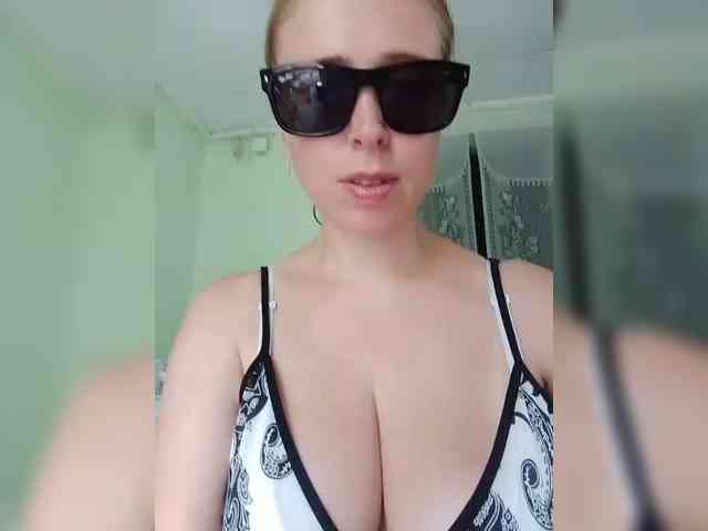 Dashulya666 webcam