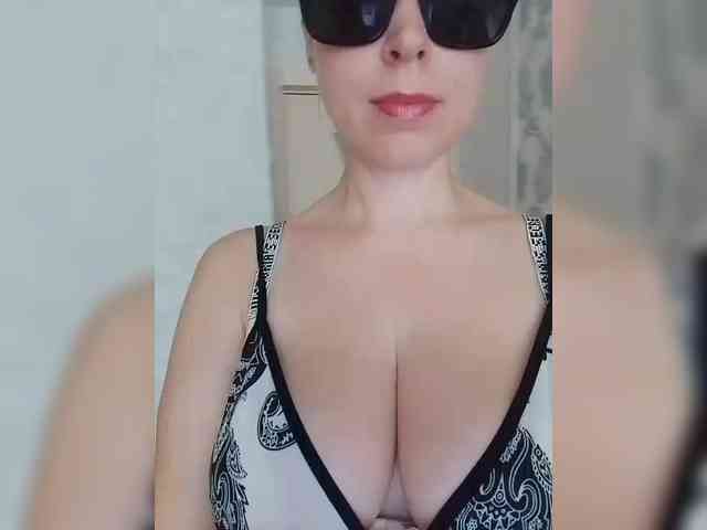 Dashulya666 webcam