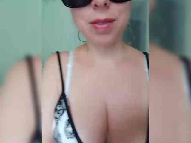 Dashulya666 webcam
