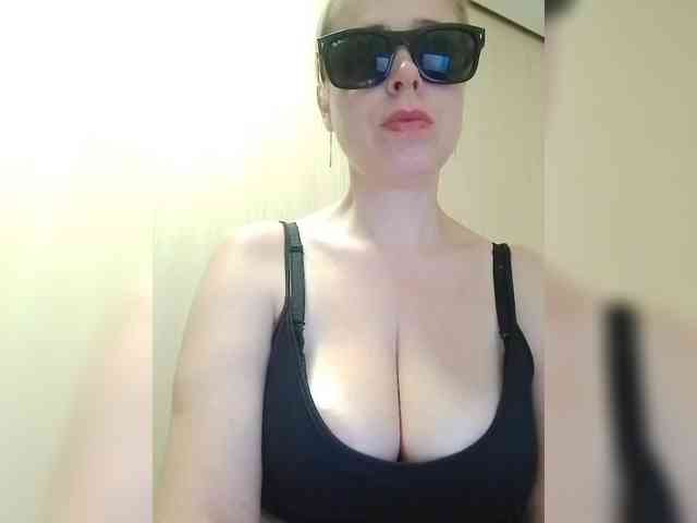 Dashulya666 webcam