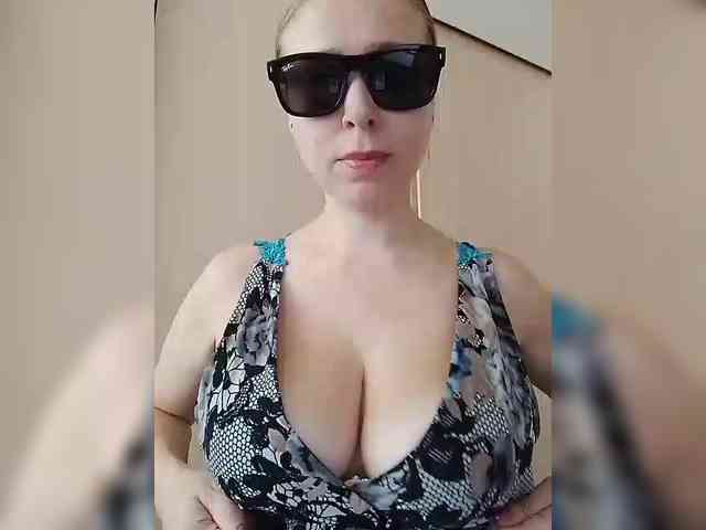 Dashulya666 webcam