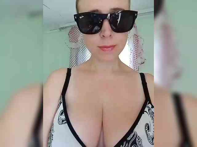 Dashulya666 webcam