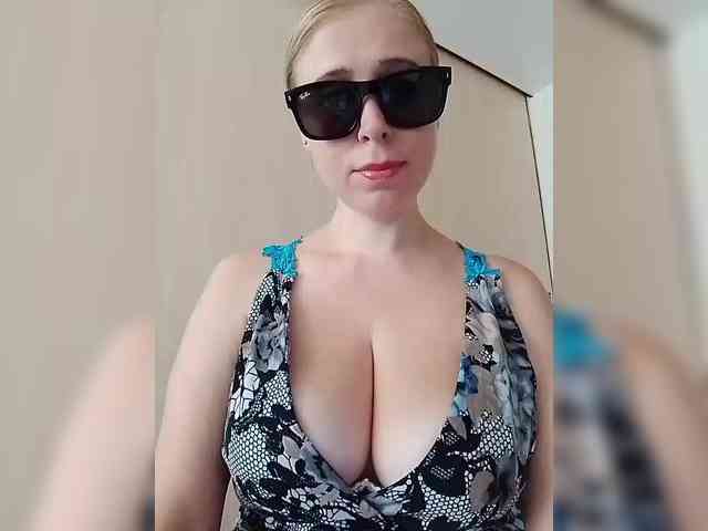 Dashulya666 webcam