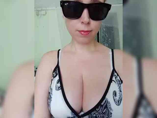 Dashulya666 webcam