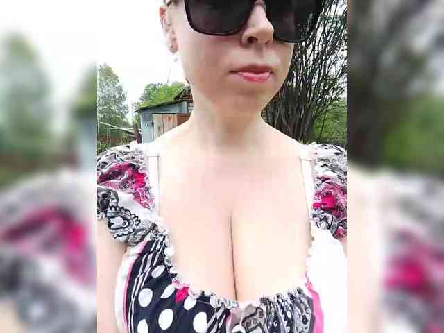 Dashulya666 webcam