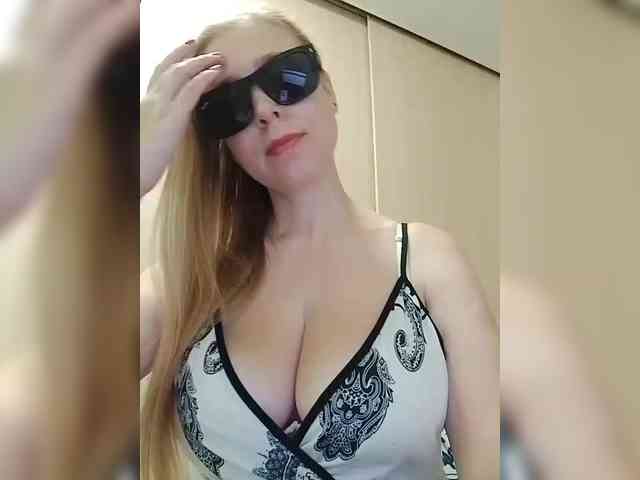 Dashulya666 webcam