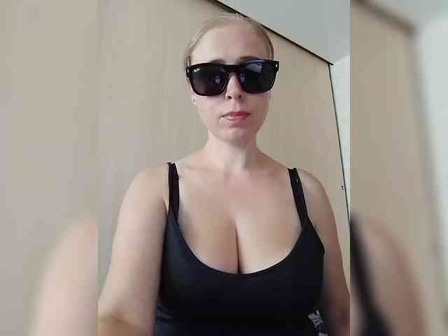 Dashulya666 webcam