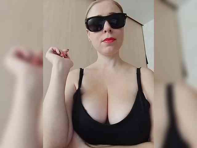 DashaKisa951 Live Webcam on BongaCams