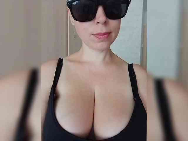 Dashulya666 webcam