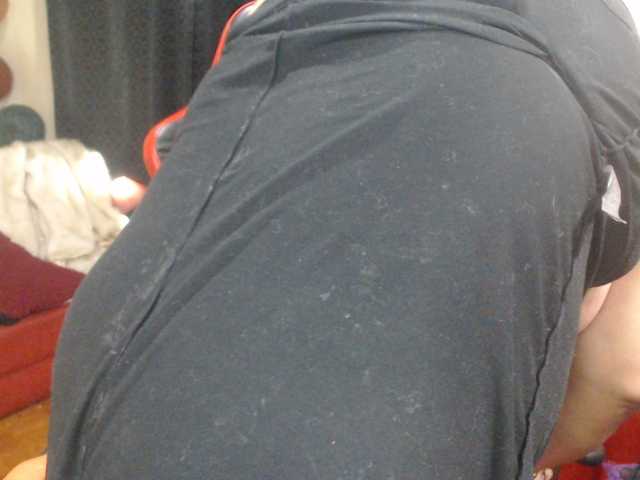 ShanonTITS's BongaCams show and profile