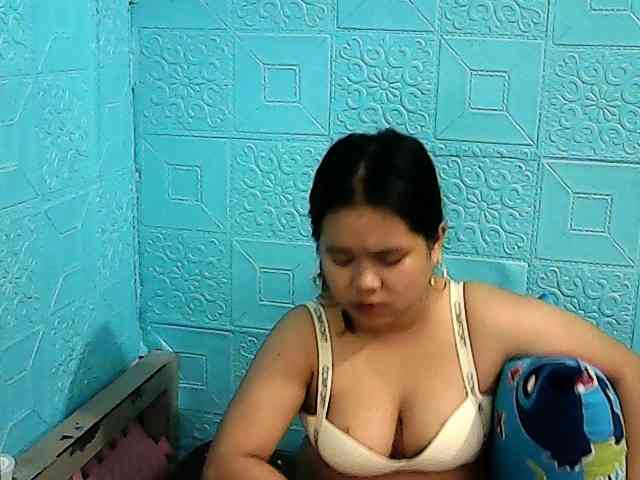 ShailaJeen webcam