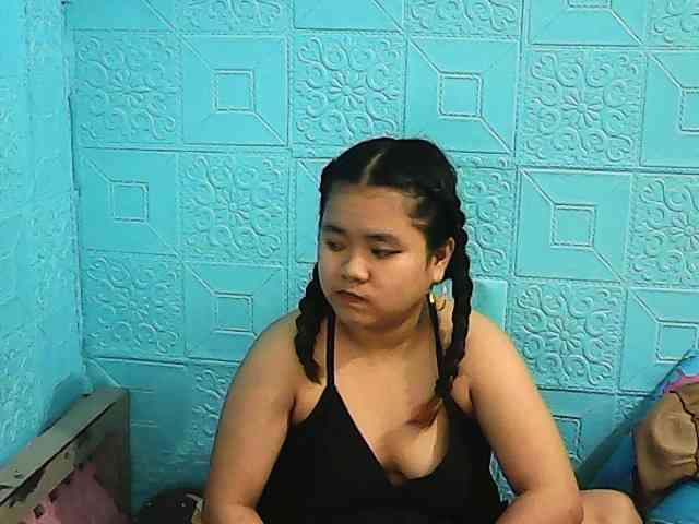 ShailaJeen webcam