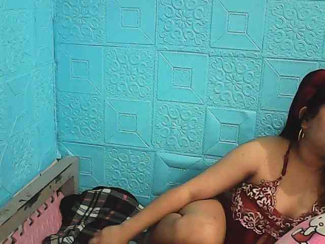 ShailaJeen webcam