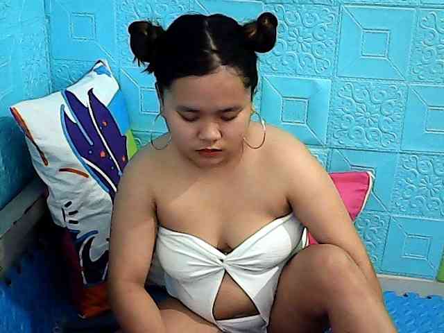 ShailaJeen webcam