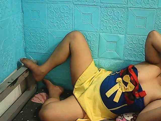 ShailaJeen webcam