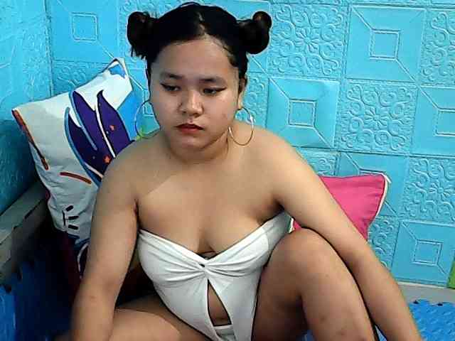 ShailaJeen webcam